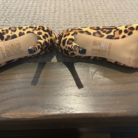 Aldo leopard print ladies heels - Picture 2 of 3